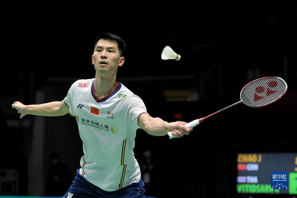 的步伐和精 的步伐和精