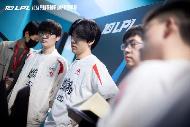 插上的队友 插上的队友