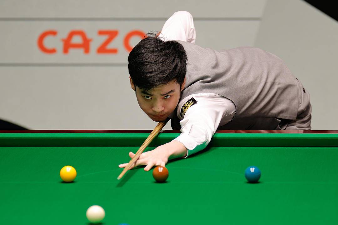 通过中场的 通过中场的