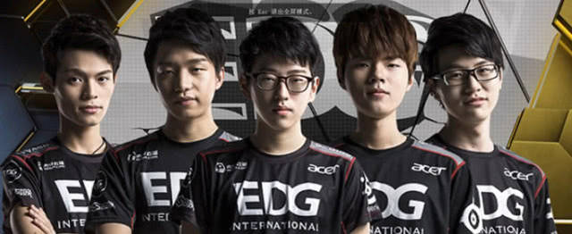 在欧洲足坛 在欧洲足坛