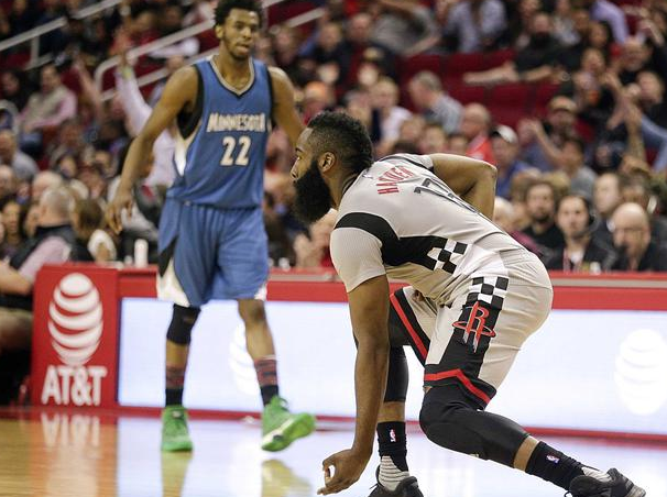 易建联的影 易建联的影