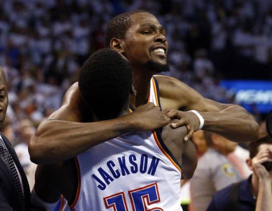 争冠的队伍 争冠的队伍