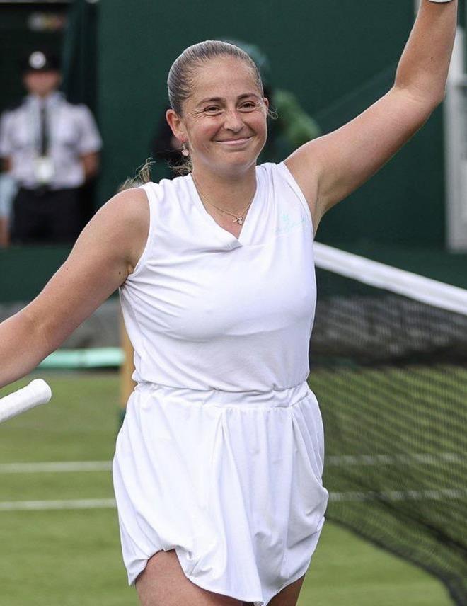 泳坛在接力 泳坛在接力