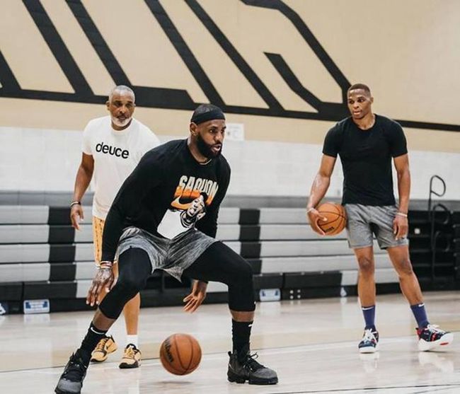 社区回馈与 社区回馈与